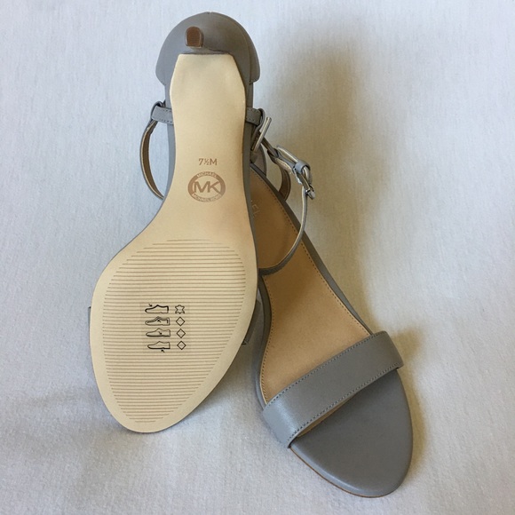 Michael Kors coral or grey leather Heel Sandals women’s grey or coral new No box - Picture 10 of 11